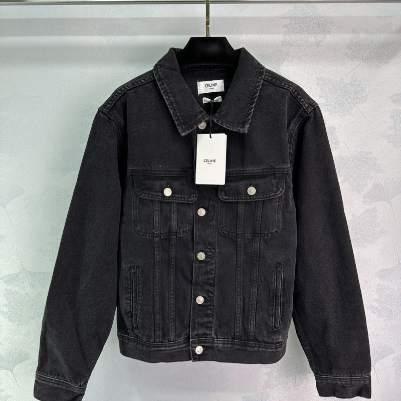Ce**e coats